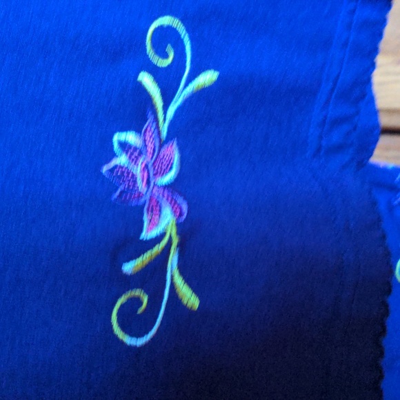 UNIK 2 Piece Pant Suit Medium - Picture 6 of 9